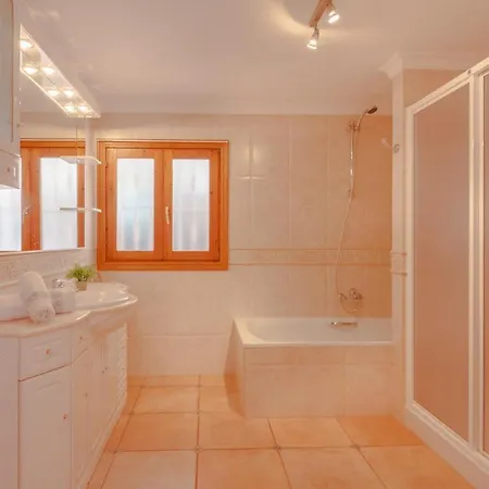 Guzman - Sonrisas Benissa