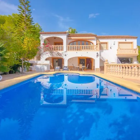 Βίλα Guzman - Sonrisas